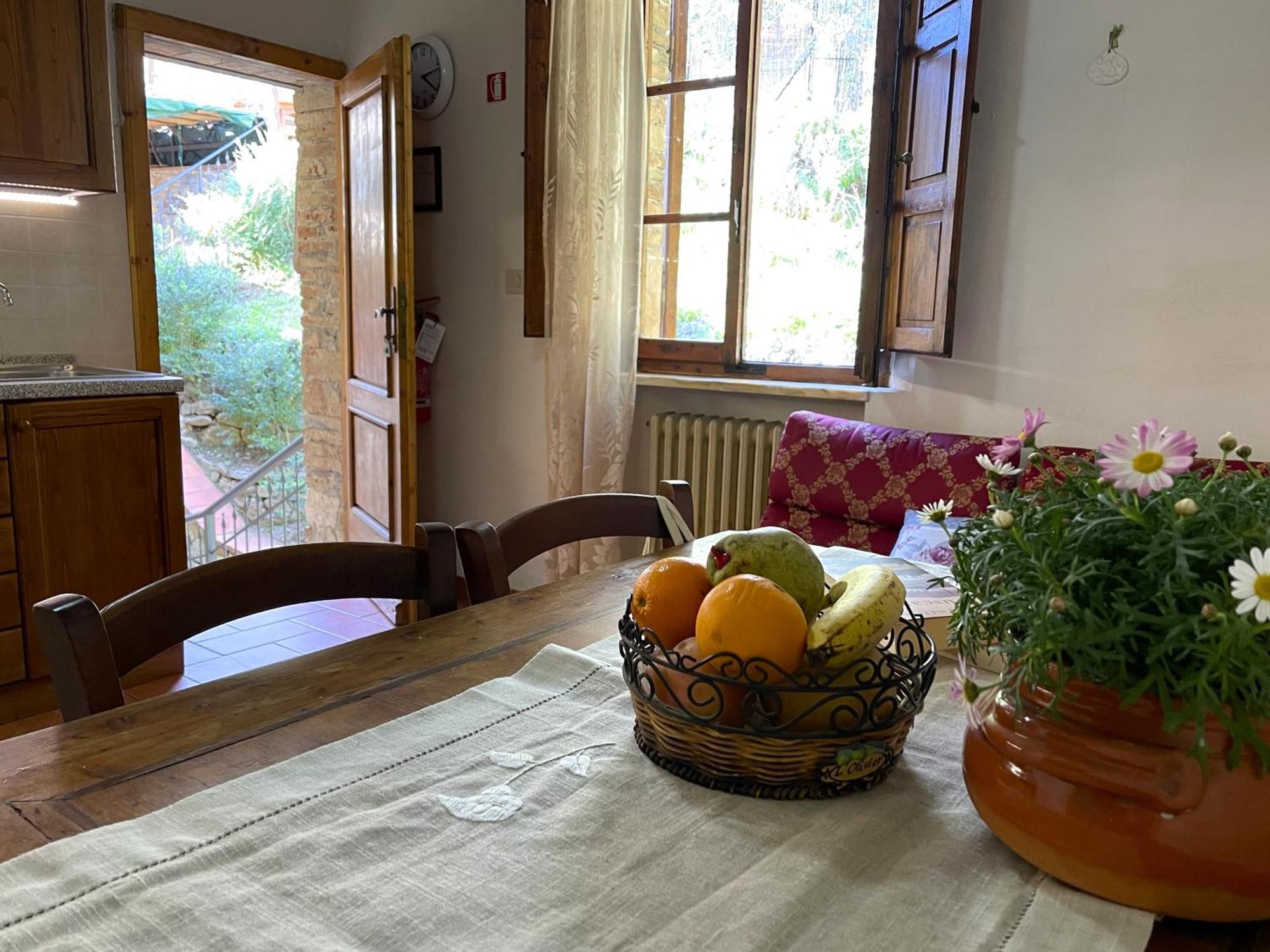 Agriturismo Vernianello Poggibonsi Buitenkant foto